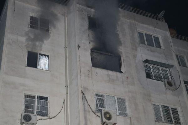 Adana'da kendisini terk eden kız arkadaşını dövüp evini yaktı