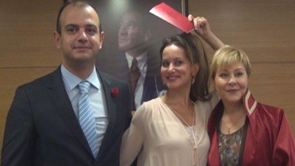 Yıldız Asyalı boşandı