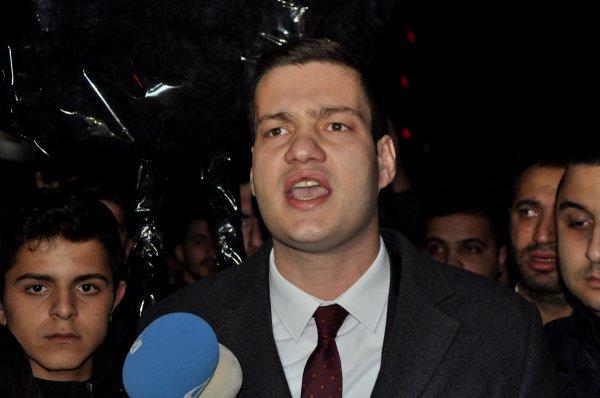 Ülkü Ocakları'ndan Sözcü gazetesine siyah çelenk