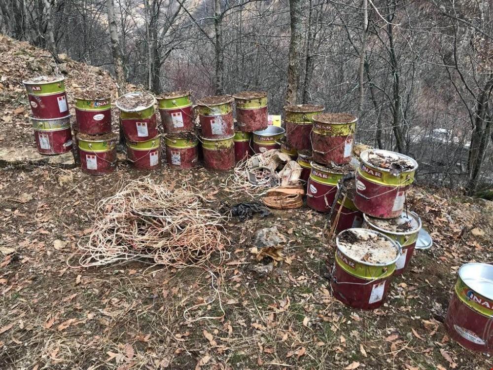 Tunceli’de 26 teneke amonyum nitrat ele geçirildi