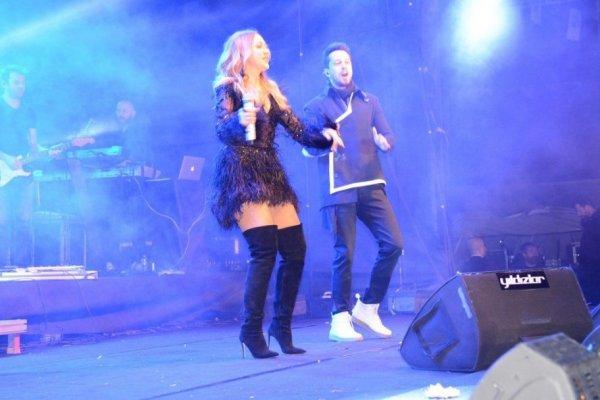 Devlet Bahçeli'den Murat Boz ve Hadise'ye telefon