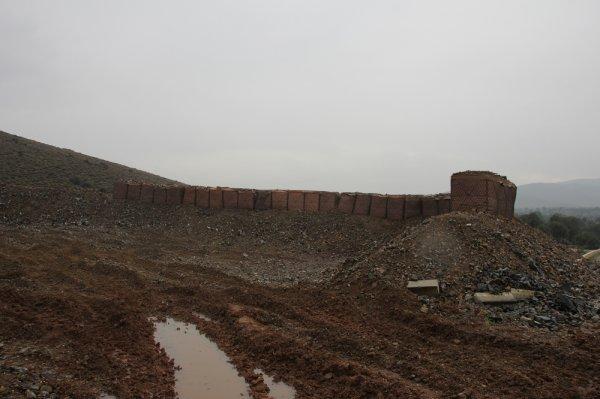Sınırın sıfır noktasında yeni mevziler kazılıyor