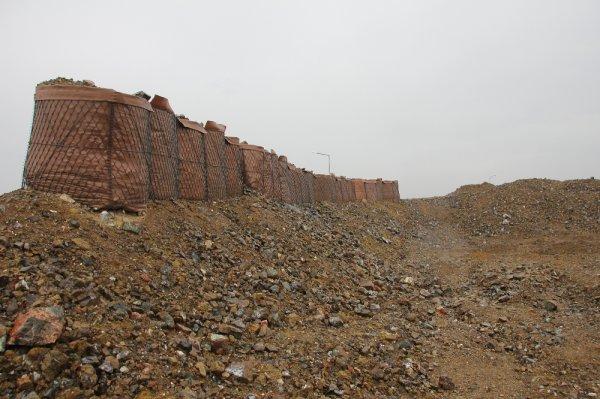 Sınırın sıfır noktasında yeni mevziler kazılıyor