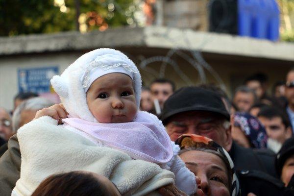 Devlet Övünç Madalyası töreninde şehit çocukları
