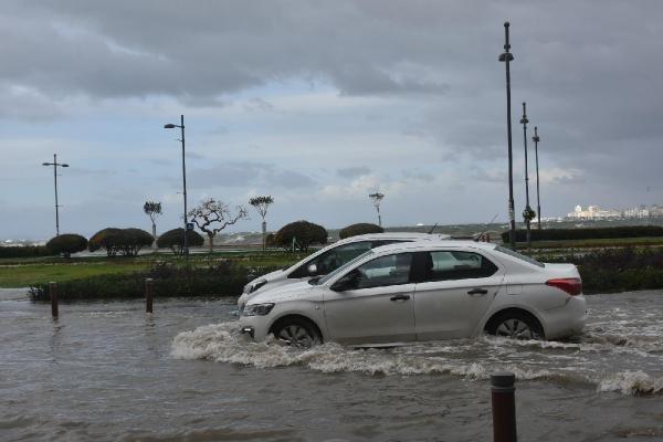 Kocaoğlu İzmir'deki su taşkınlarıyla ilgili konuştu