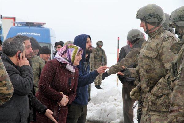 Muş'ta otobüs devrildi