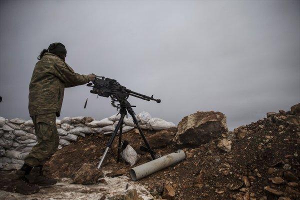 Afrin hattındaki muhaliflerin elleri tetikte