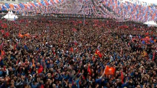 Cumhurbaşkanı Erdoğan'ı Bursa'da dev kalabalık karşıladı