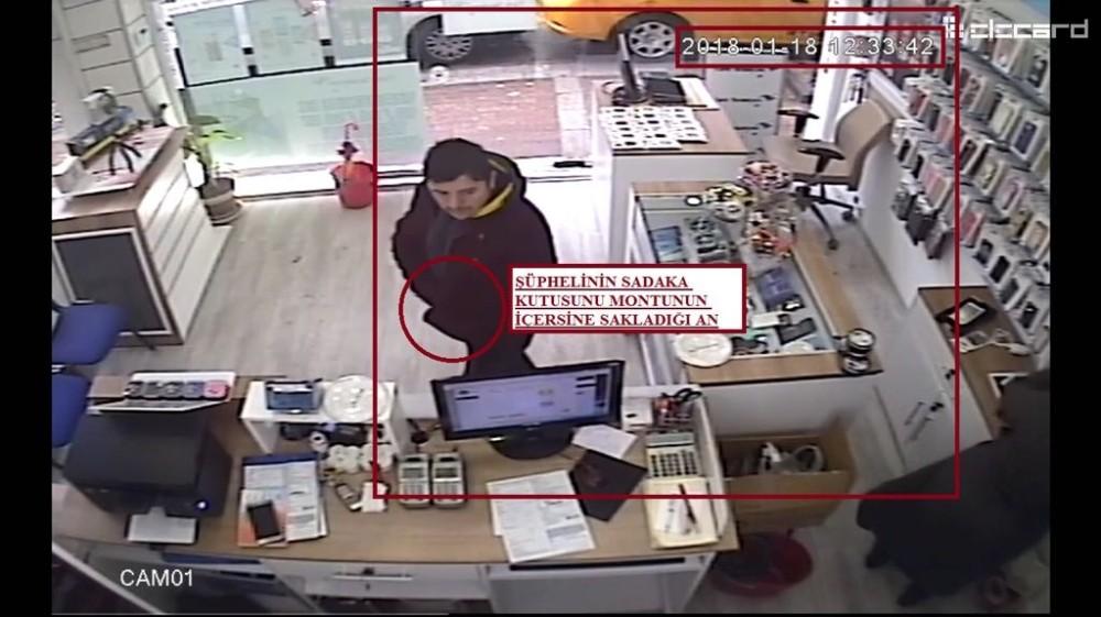 Sadaka kutusu çalarken görüntülenen hırsız yakalandı