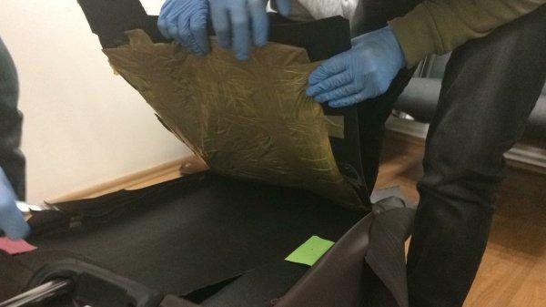 Tanzanyalı yolcunun valizinde eroin çıktı