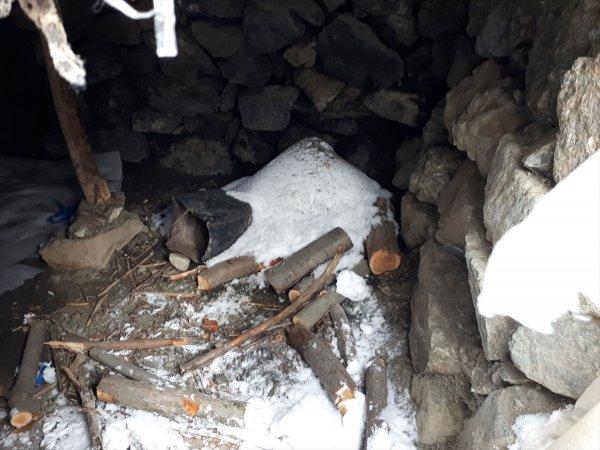 Kars'ta PKK sığınağı ele geçirildi