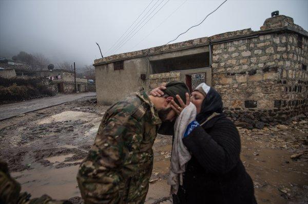 Afrin'in köyünde sevinç gözyaşları