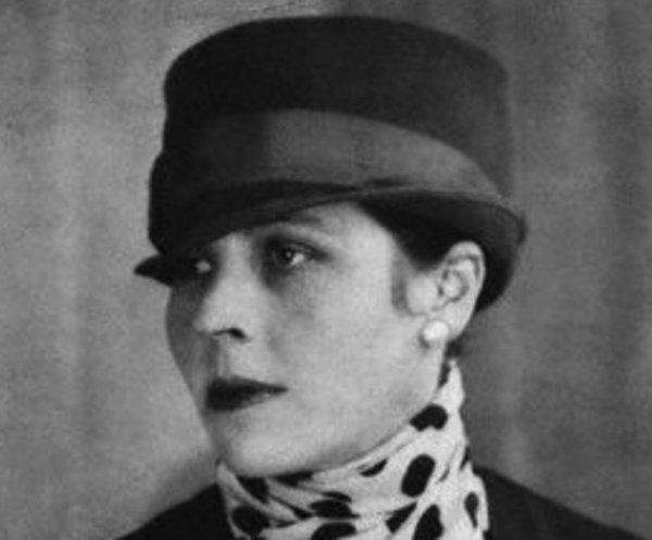 Djuna Barnes'in 'Geceyi Anlat Bana' kitabı raflarda