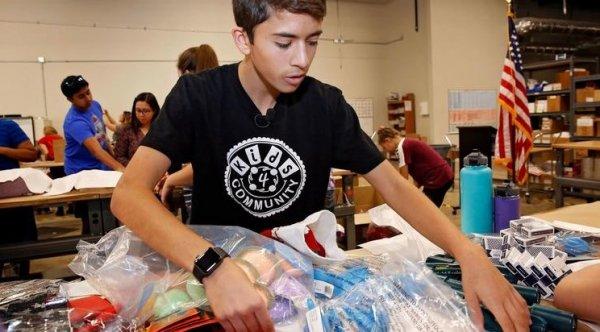 ABD'de yaşayan 13 yaşındaki Türk duygulandırdı