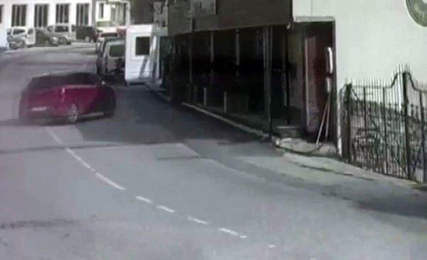 Erkan Petekkaya'nın restoranında bir günde iki olay