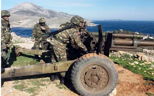 Türk askeri Yunanları Kardak'a yanaştırmadı