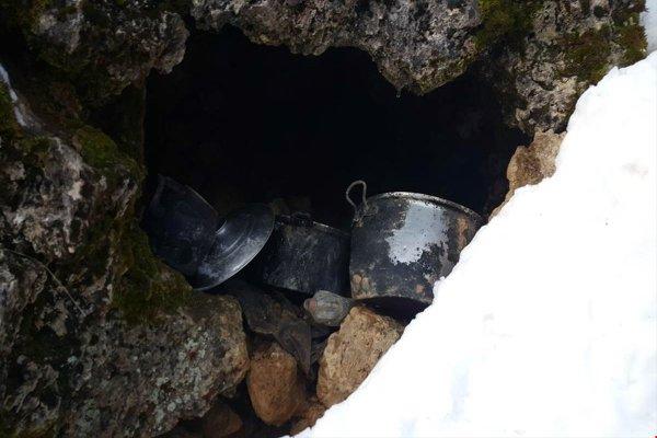Tunceli'de PKK'nın 3 sığınağı ele geçti