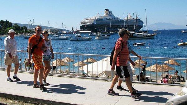 Türkiye'nin turizm geliri arttı