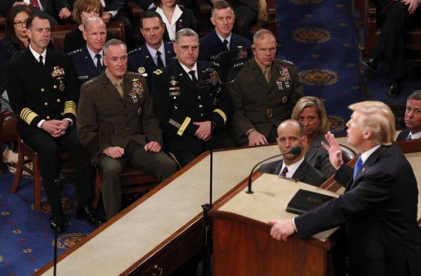 Trump, Guantanamo'yu kapatmama kararını onayladı