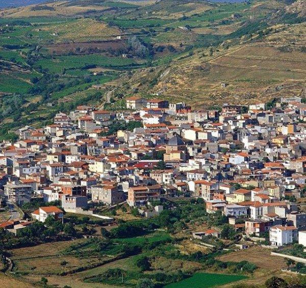 İtalya'da 1 dolara ev