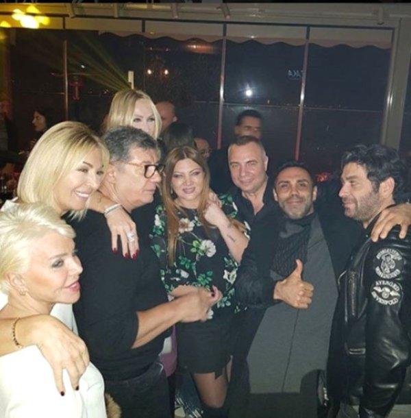 Deniz Çakır ve Oktay Kaynarca sarmaş dolaş eğlendi