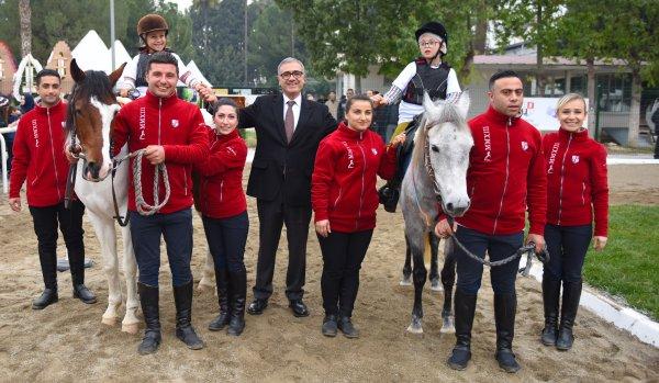 Türkiye Jokey Kulübü, 6. At'la Terapi merkezini açtı