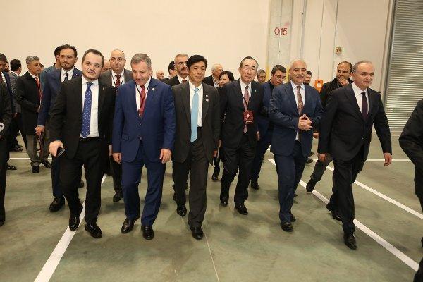 Mitsubishi, Manisa'da fabrikasını açtı