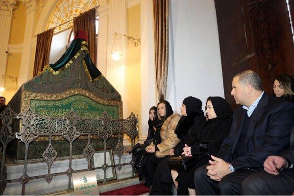 Abdülhamid Han, türbesi başında anıldı