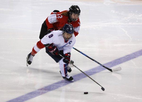 Güney ile Kuzey Kore birlikte ilk maçlarına çıktılar