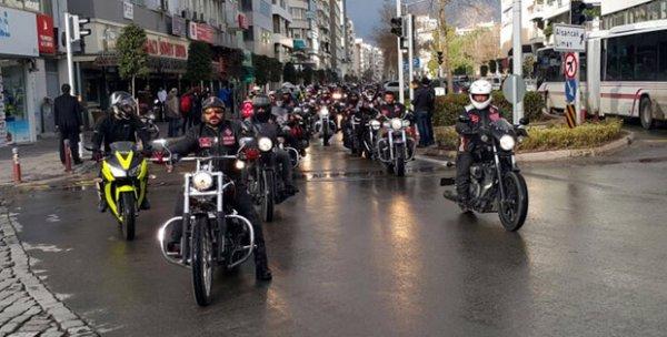 Motosikletçilerden şehitler ve Mehmetçik için saygı sürüşü