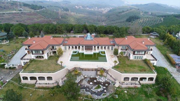 FETO'nun Bursa'daki malikanesine el konuldu