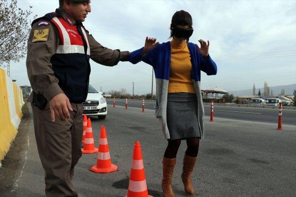 'Alkollü gözlüğü' takanlar zor anlar yaşadı
