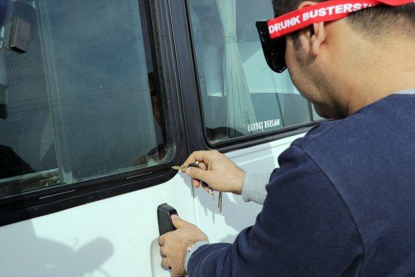 'Alkollü gözlüğü' takanlar zor anlar yaşadı