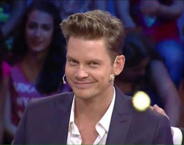 Rus oyuncu Türk vatandaşı olup askere gitti