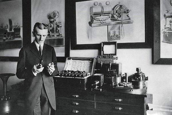 Tesla ve Edison’un ‘akım’ rekabeti