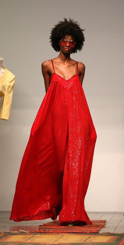 Londra Moda Haftası'nda İbrahim Tatlıses'in şarkısı