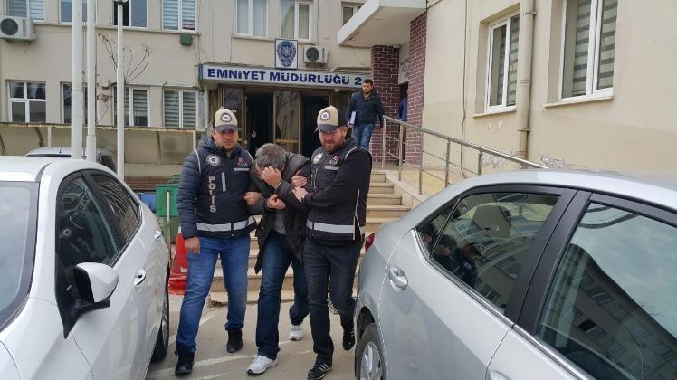 Sahte profesör savcının itirazıyla tutuklandı