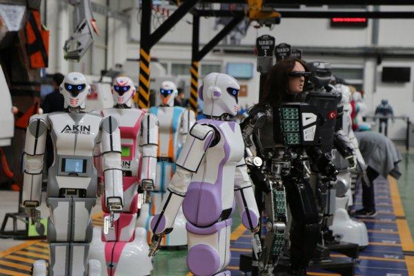 Konya'da kışla nöbetleri için robot yapıldı