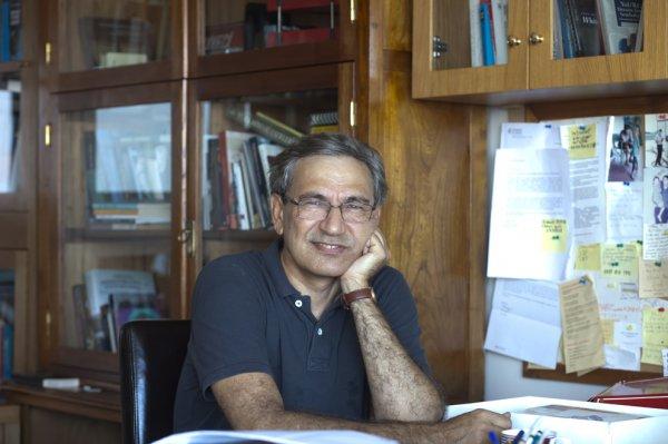 Orhan Pamuk’un romanları üzerine 6 kitap