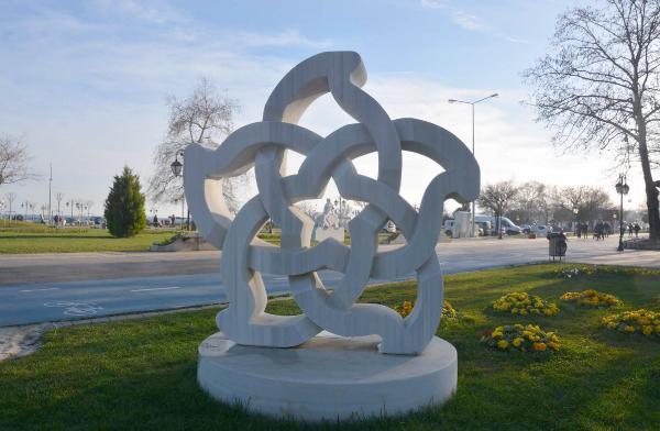 Tekirdağ, heykellerle açık hava müzesine dönüştü