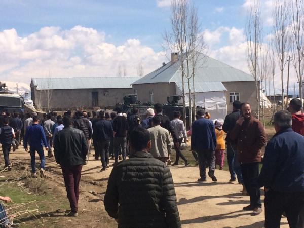 Hakkari'de elektrik sayacı gerginliği