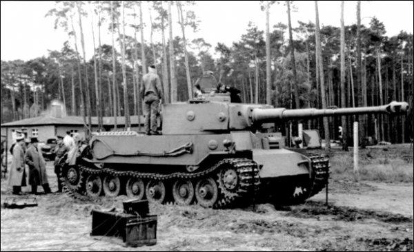 Hitler'in Nazi tankları