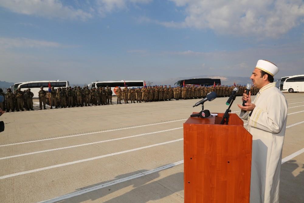 Şırnak’tan 660 asker ve korucu Afrin’e gitti