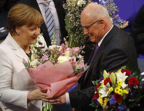 Merkel dördüncü kez Şansölye seçildi