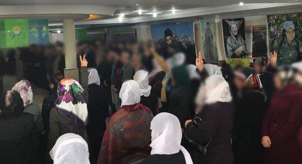 Terör yandaşları İstanbul'da YPG'li teröristleri andı