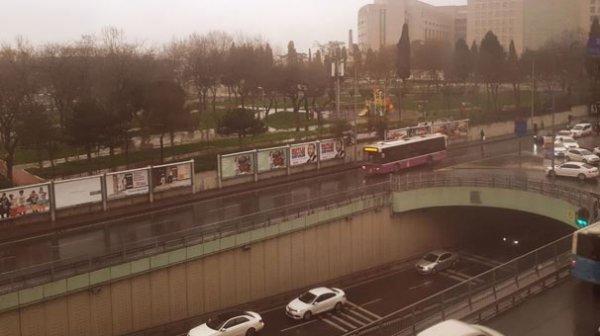 İstanbul ve İzmir'de çamur yağmuru