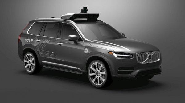 Uber'in sürücüsüz araç testleri yasaklandı