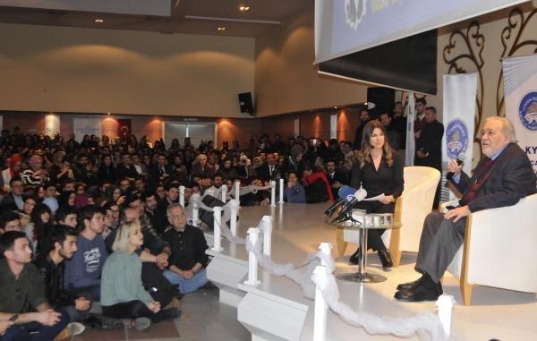 İlber Ortaylı: Wikipedia'yı hiç tavsiye etmiyorum