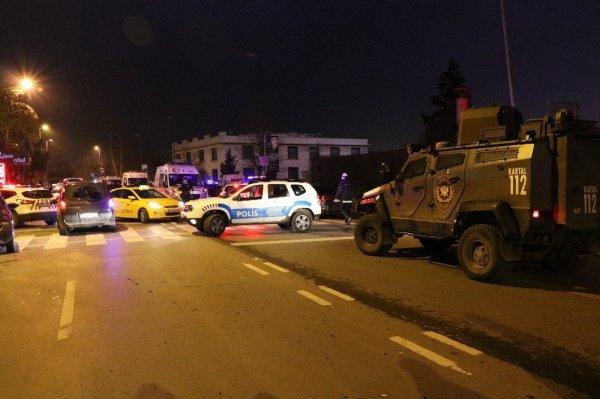 Beşiktaş'ta kafede silahlı çatışma: 1 ölü, 3 yaralı