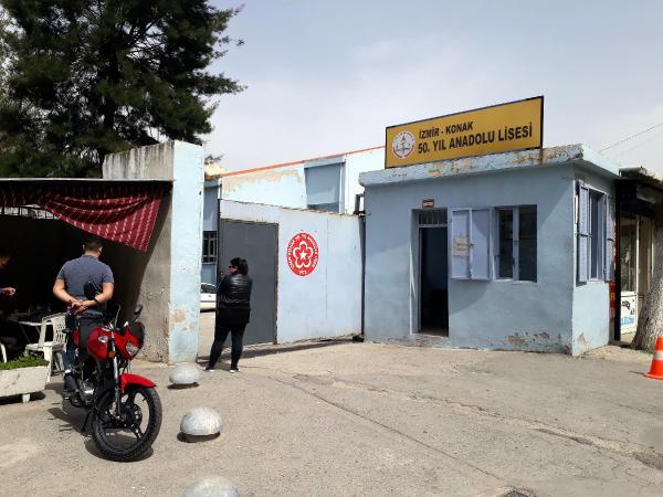 İzmir'de lise öğrencisi okulda intihar etti